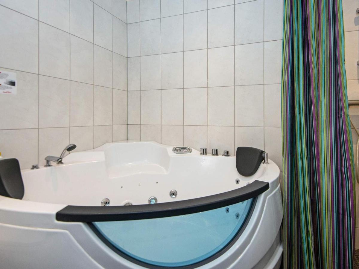 8 Person Holiday Home In R M Bolilmark المظهر الخارجي الصورة